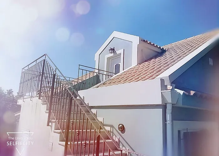 Margarita's Attic-the Loft *