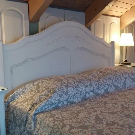 Margarita's Attic-the Loft *